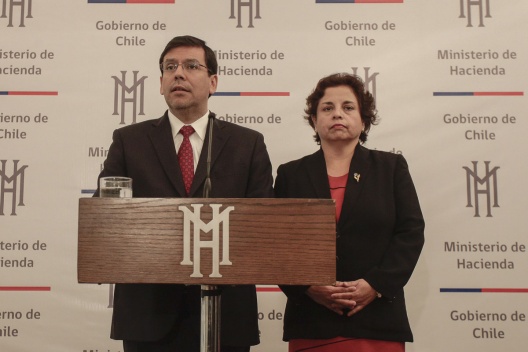 Ministros Alberto Arenas y Aurora Williams