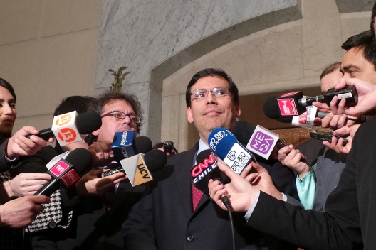 Ministro Alberto Arenas tras aprobación del proyecto de Reforma Tributaria en el Senado