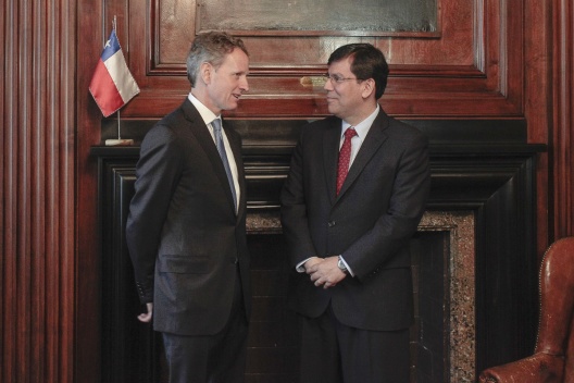 Ministro Arenas recibió a Timohty Geithner