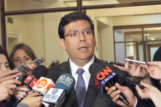 Ministro Alberto Arenas comenta las cifras de desempleo