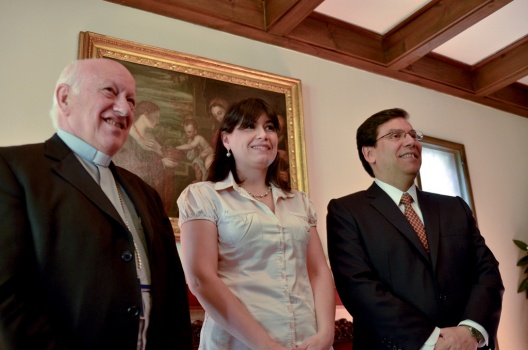 Ministros de Hacienda y Trabajo presentaron Agenda Laboral a arzobispo de Santiago