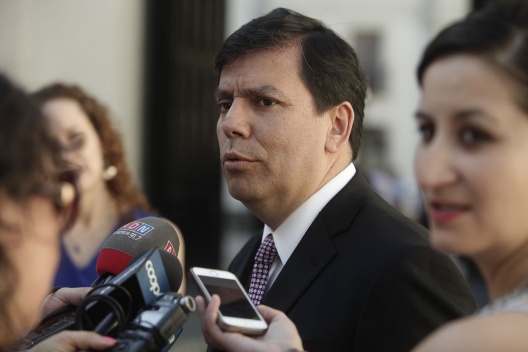 Ministro Alberto Arenas se refiere a resultados de encuesta Casen