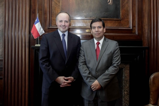Ministro Arenas junto al diputado Jorge Insunza