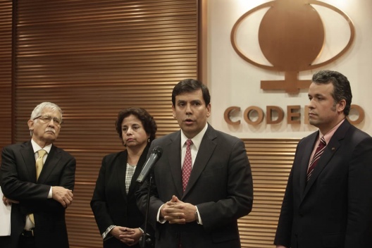 Ministro Arenas tras participar en Junta de Accionistas de Codelco