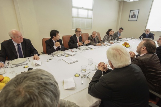Ministro Rodrigo Valdés encabezó almuerzo con parlamentarios de la Nueva Mayoría