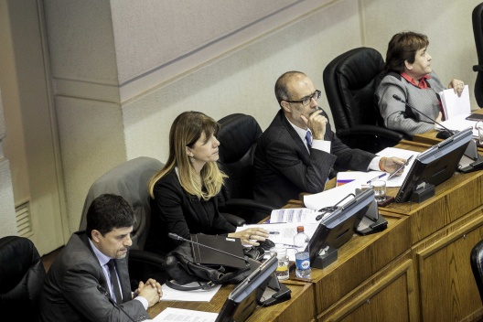 Ministro Valdés en votación del proyecto de ley que moderniza las relaciones laborales