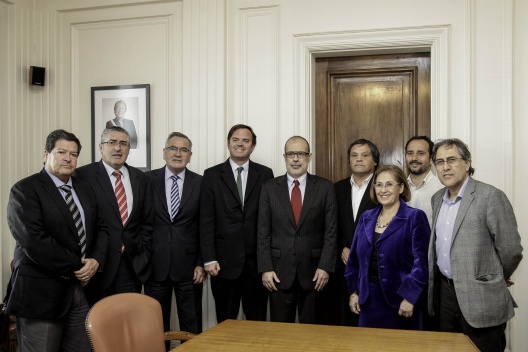 Ministro Rodrigo Valdés junto a parlamentarios de la Región de Coquimbo