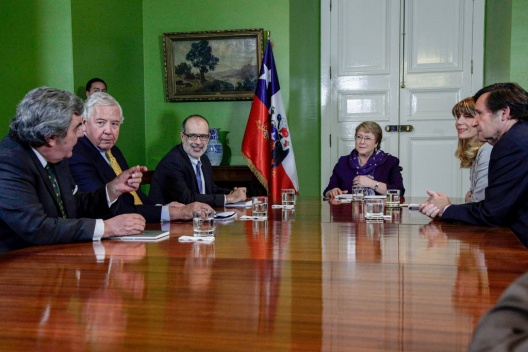 Ministro Rodrigo Valdés en reunión entre Presidenta Bachelet y directiva de la Sofofa
