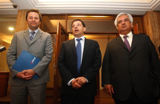 Subsecretario Micco se reúne con representantes de la Cámara Chilena de la Construcción y de la Asociación de Desarrolladores Inmobiliarios.