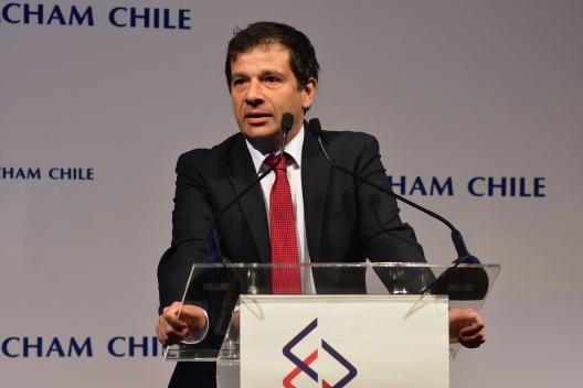 Subsecretario de Hacienda inaugura seminario “¿Hacia dónde va el sistema de pensiones chileno?”, organizado por la Cámara Chileno Norteamericana de Comercio, AmCham Chile.