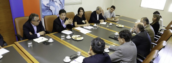 Subsecretario de Hacienda junto a representantes de Sicex y directores de Anagena.