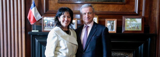 Ministro Larraín y Tesorera Hernández