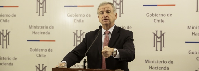 Ministro Larraín comenta Cuentas Nacionales
