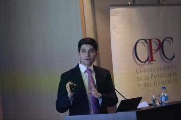Hermann González en seminario CPC e IPG