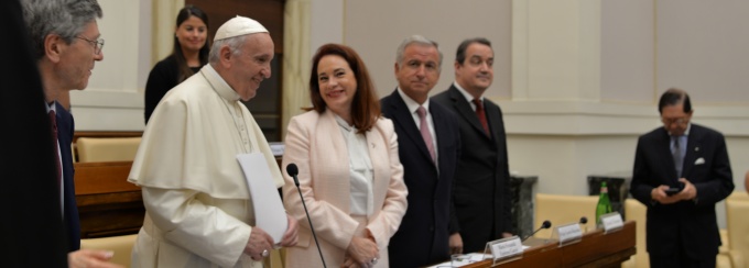 Conferencia en Vaticano 