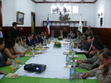 Ministro de Hacienda, Felipe Larraín, realiza intensa visita de trabajo a la XV Región de Arica-Parinacota.