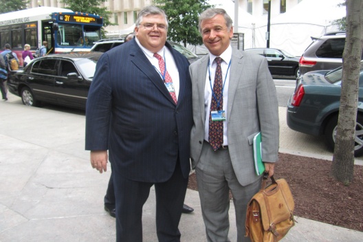 El ministro de Hacienda, Felipe Larraín, junto al Presidente del Banco Central de México, Agustín Carstens.