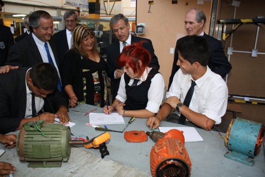 Visita Liceo Industrial Vicente Pérez Rosales