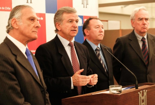 Conferencia de prensa sobre TMC en Teatinos 120.