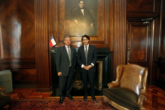 Ministro de Hacienda, Felipe Larraín, se reúne con el presidente del Partido Progresista, Marco Enríquez Ominami.