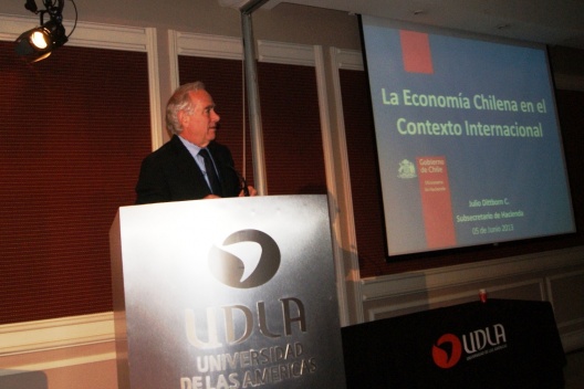 Subsecretario Dittborn destaca economía de Chile