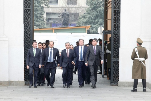 El ministro Felipe Larraín junto a sus pares de la Alianza del Pacífico y el ministro invitado de Uruguay
