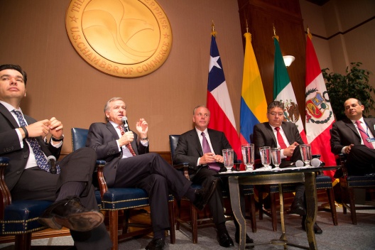 El ministro Felipe Larraín, junto a sus pares de la Alianza del Pacífico en la Cámara de Comercio de Estados Unidos