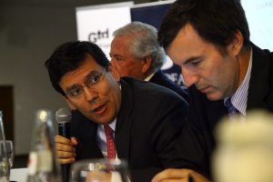 Ministro Alberto Arenas expuso en seminario "Visión Económica y Empresarial" en la Región del Bío Bío