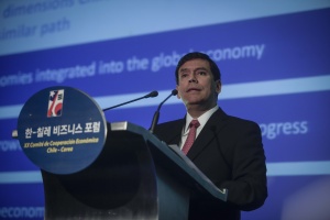 Ministro Arenas inauguró XX Encuentro Empresarial Chile-Corea