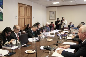 Ministro de Hacienda, Rodrigo Valdés, expuso el proyecto de Agenda Laboral en la Comisión de Hacienda de la Cámara de Diputados
