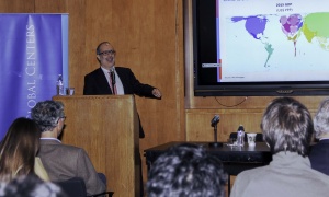 Ministro Rodrigo Valdés ofrece conferencia “Perspectivas económicas de Chile en un contexto global” en la Escuela de Asuntos Públicos e Internacionales (SIPA) de la Universidad de Columbi