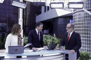 Ministro de Hacienda es entrevistado por Canal 13 tras discurso del 21 de mayo.