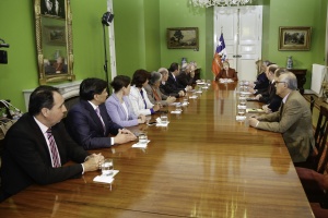 13 de septiembre: Ministro Valdés acompaña a la Presidenta a reunión con Unapyme, Conupya y Pro Pyme por sistema de pensiones.