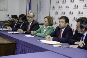 17 de octubre: Ministro Valdés se reúne con la presidenta DC Carolina Goic y comité económico social DC para abordar el Presupuesto y el escenario económico.