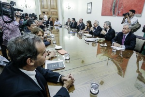 El Ministro de Hacienda, Felipe Larraín, participó hoy en el comité político en La Moneda.