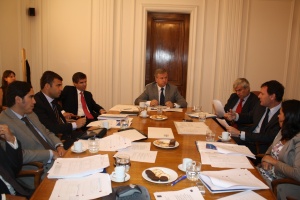 Esta mañana el Ministro de Hacienda, Felipe Larraín, encabezó una nueva reunión del Consejo de Estabilidad Financiera (CEF).