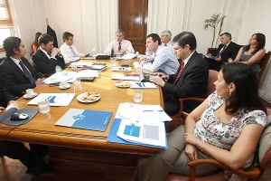 Ministro de Hacienda, Felipe Larraín, encabeza primera reunión del año del Consejo de Estabilidad Financiera (CEF)