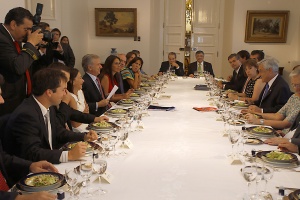 Ministro de Hacienda y Subsecretarios se reúnen con Presidente Sebastián Piñera para analizar avances Plan Chile Gestiona