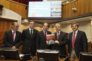 Ministro Larraín presenta Estado de la Hacienda Pública 2013