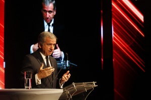 Ministro Felipe Larraín encabezó Novena Versión del Premio al Emprendedor de BancoEstado