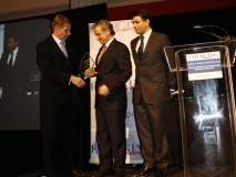 Ministro Felipe Larraín recibe premio en EE.UU. como el “Ministro de Hacienda del Año 2010 de Latinoamérica” 