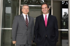 El ministro de Hacienda, Felipe Larraín, junto al ministro de Defensa, Andrés Allamand.